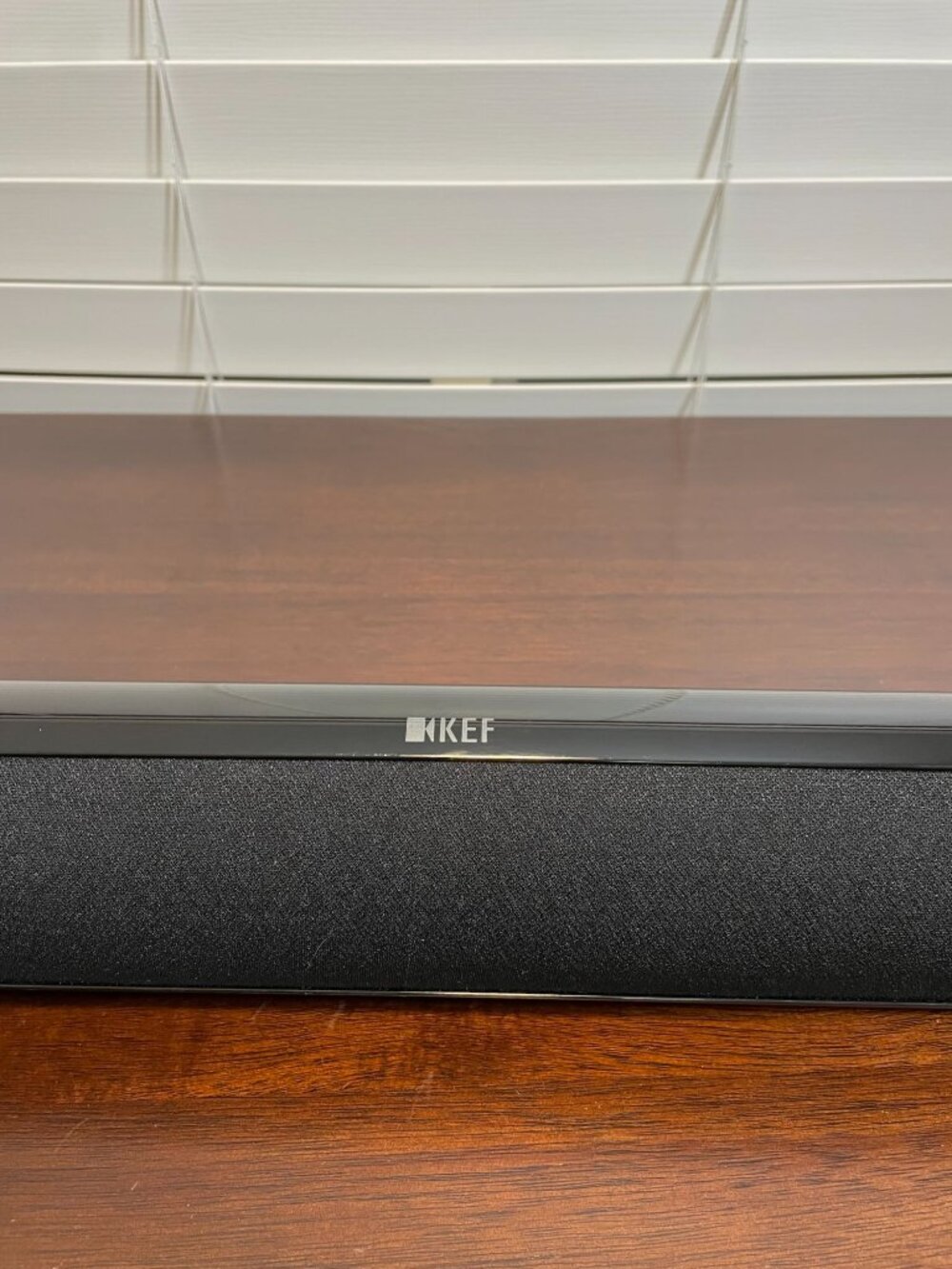 KEF HTF7003 Passive Soundbar 3.0 Channel High Gloss Black with Wall Mount - Picture 4 of 9